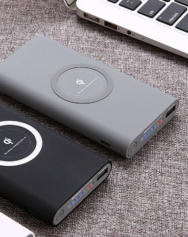 Three in one wireless charging treasure Universal mobile power large capacity charging treasure - Image 9