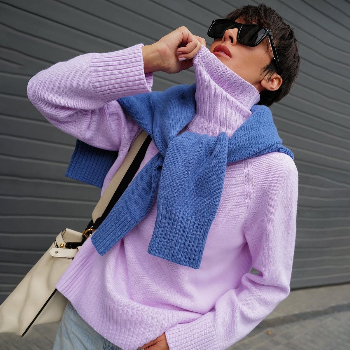 Elegant Commuter's All-matching Solid Color Raglan Sleeve Sweater For Women - Image 2
