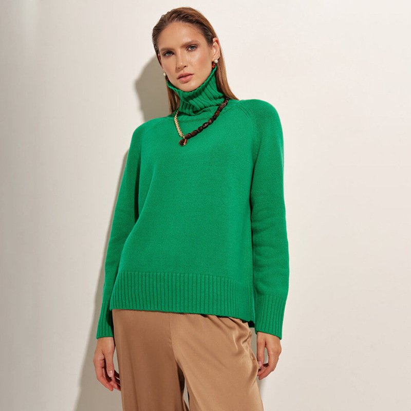 Elegant Commuter's All-matching Solid Color Raglan Sleeve Sweater For Women - Image 3