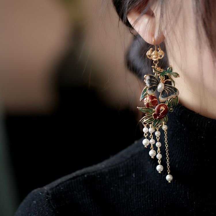 Dripping-oil Butterfly Leaf And Flower Bead Earrings - Image 4
