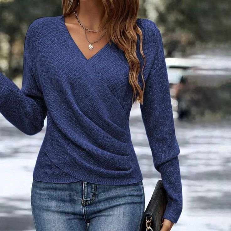 V-neck Long Sleeve Cross Solid Color Knitted Sweater - Image 3